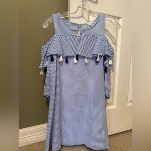 Girls dress size L